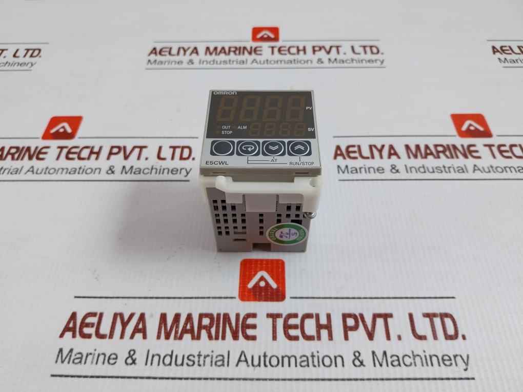 Temperature Controller E5Cwl-r1P Omron 50/60Hz