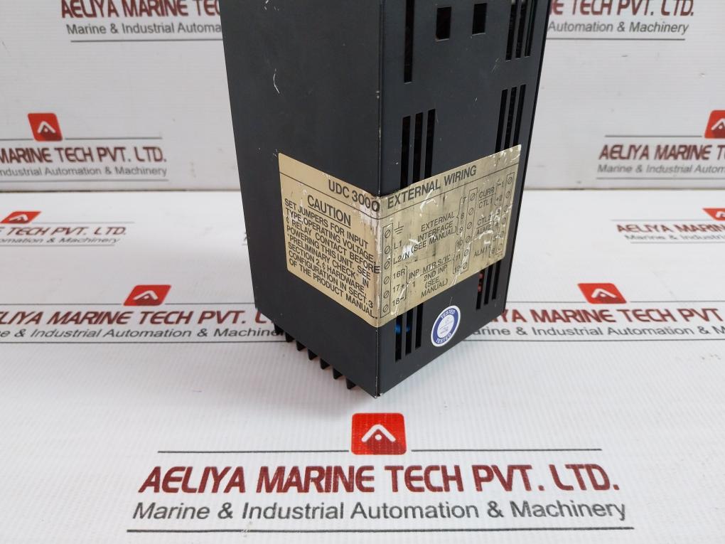 Temperature Controller Udc 3000 Honeywell 240Vac 60Hz