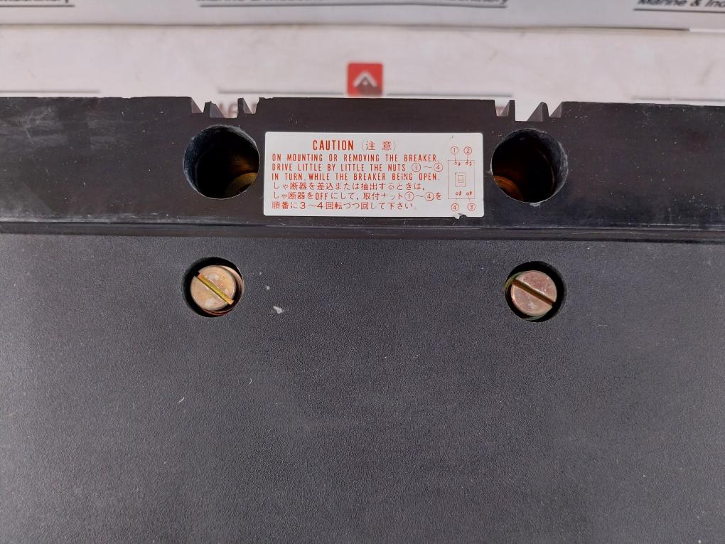 Terasaki Electric Tembreak Tl-800F Circuit Breaker Ac 690V 60Hz 700A 3 Pole