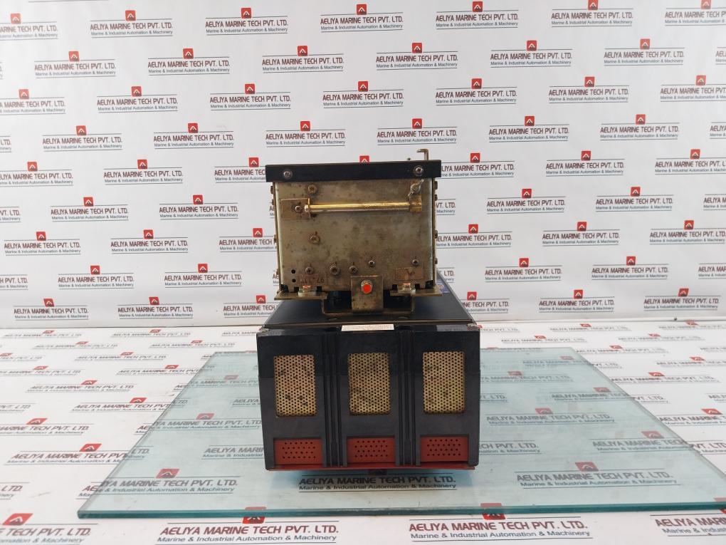 Terasaki Electric Tl-600F 3 Pole Circuit Breaker With Tmc9B Motor Operator 500A