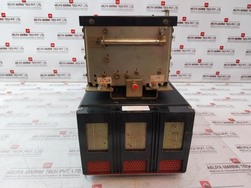 Terasaki Tembreak Tl-800F 3 Pole Circuit Breaker W/ Tmc9B Motor Operator 700A