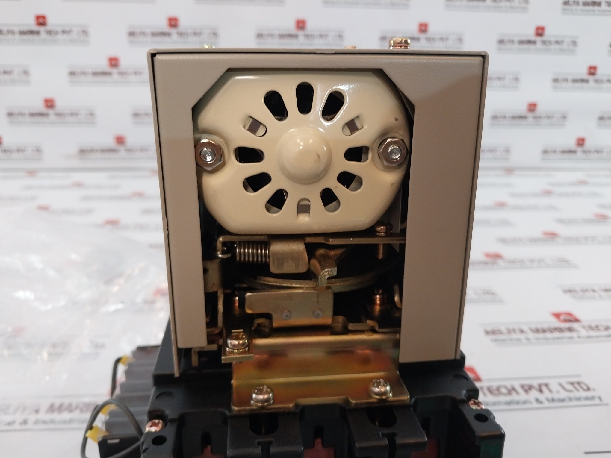 Terasaki Tembreak Xs225Ns Circuit Breaker W/ Motor Operator Uvt Controller 225A
