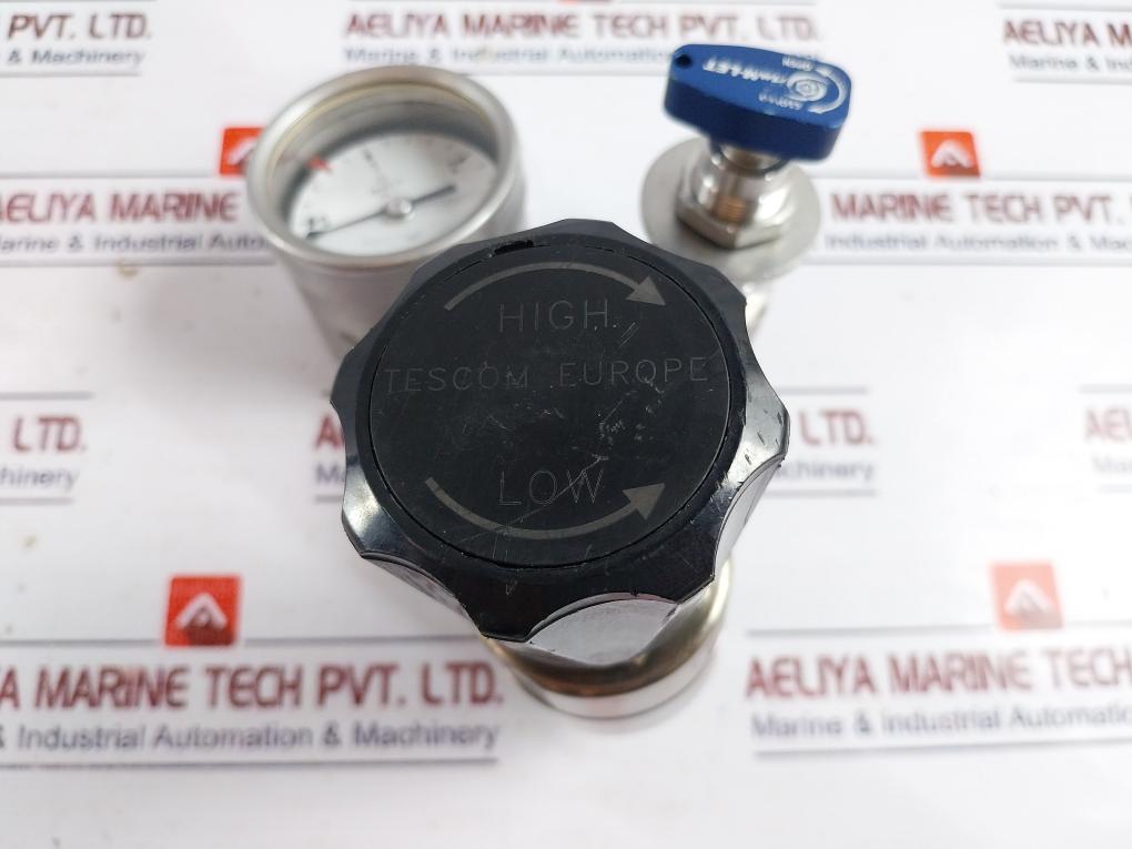 Tescom 44-2262-r92-875 Single Stage Pressure Regulator In 400 Psi Out 100 Psi
