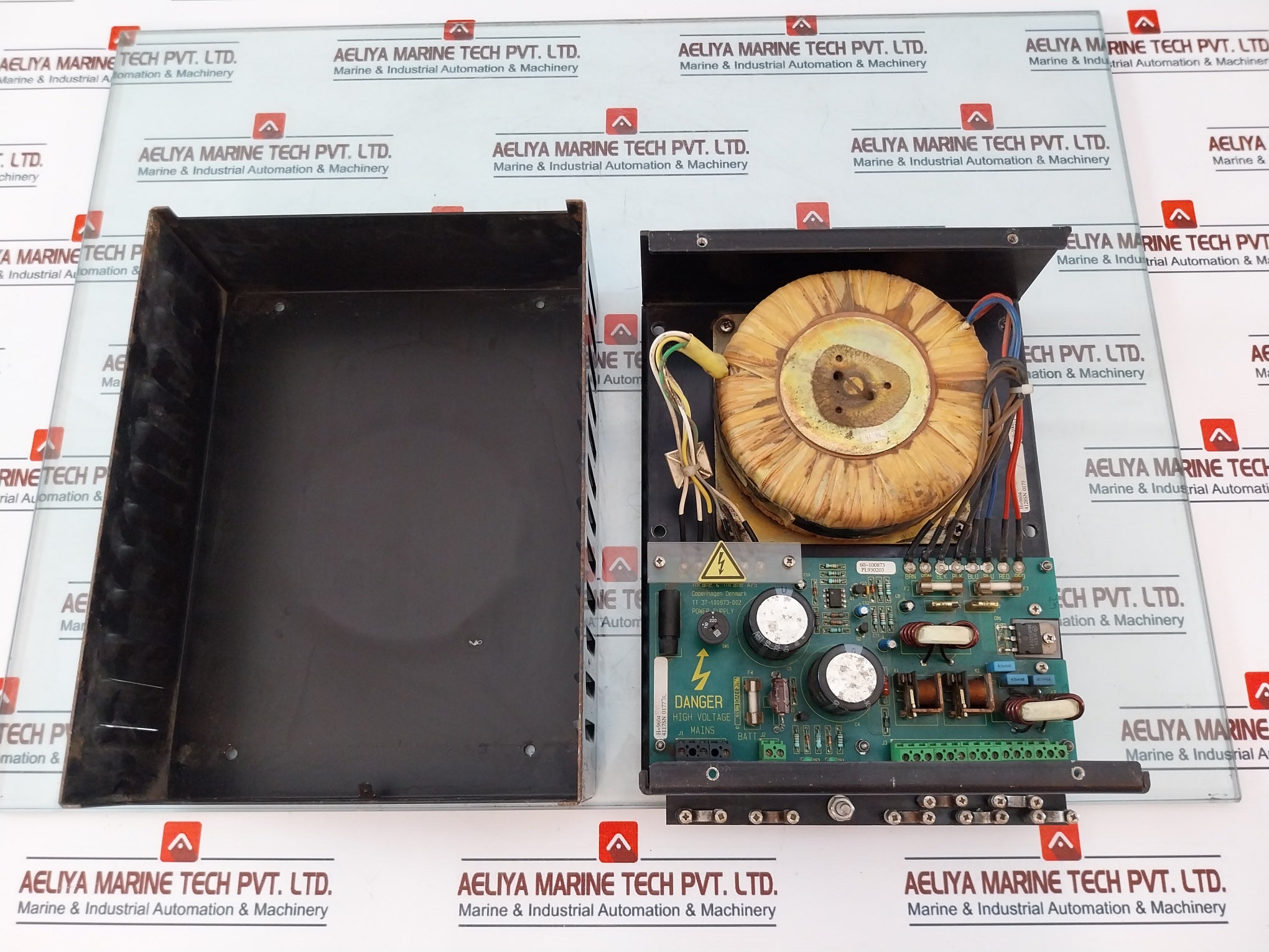 Thrane & Thrane 403680-002 Power Supply 115/230 Vac