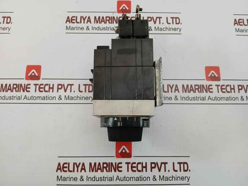 Time Delay Relay 7012 L9F Llhoriz Agastat 60Hz
