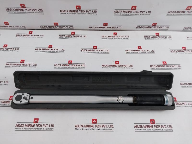 Torque Wrench 0-30 Ft- Lb, 1Ft-lb=0.1383Mkg=1.3556Nm, 1Mkg=7.233Ft-lb=9.806Nm