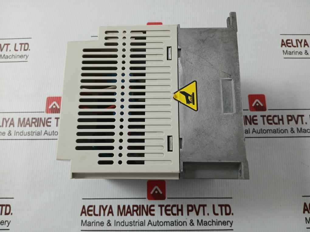 Toshiba 2.2Kw-4.1Kva-3Hp Vfd Transistor Inverter Vfnc1S-2022Pl-w