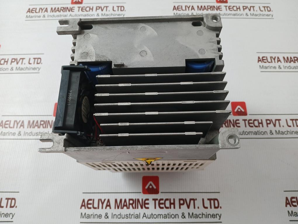 Toshiba 2.2Kw-4.1Kva-3Hp Vfd Transistor Inverter Vfnc1S-2022Pl-w