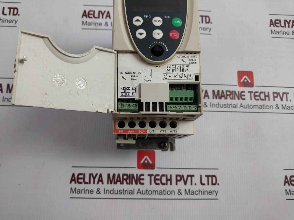 Toshiba Vfnc1S-1004P Industrial Inverter For Inductive Motor (Not Working)