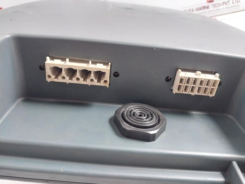 Tq Systems 175 727.0405A Controller Box Gv2-le22 25A Rev: 301 V3.42