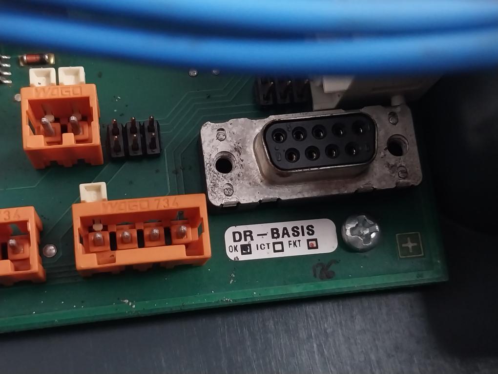 Tq Systems 175 727.0405A Controller Box Gv2-le22 25A Rev: 301 V3.42
