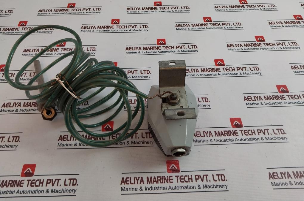 Trafag 471.2331 Thermostat Temperature Switch Ip65 250V