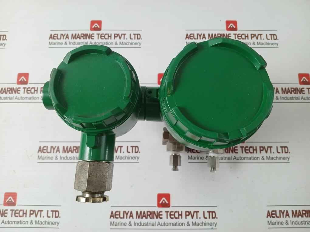 Transmitter Output Une11S-shs2 *B Yokogawa Dc 4-20 Ma 0-300 Kpa 24 V
