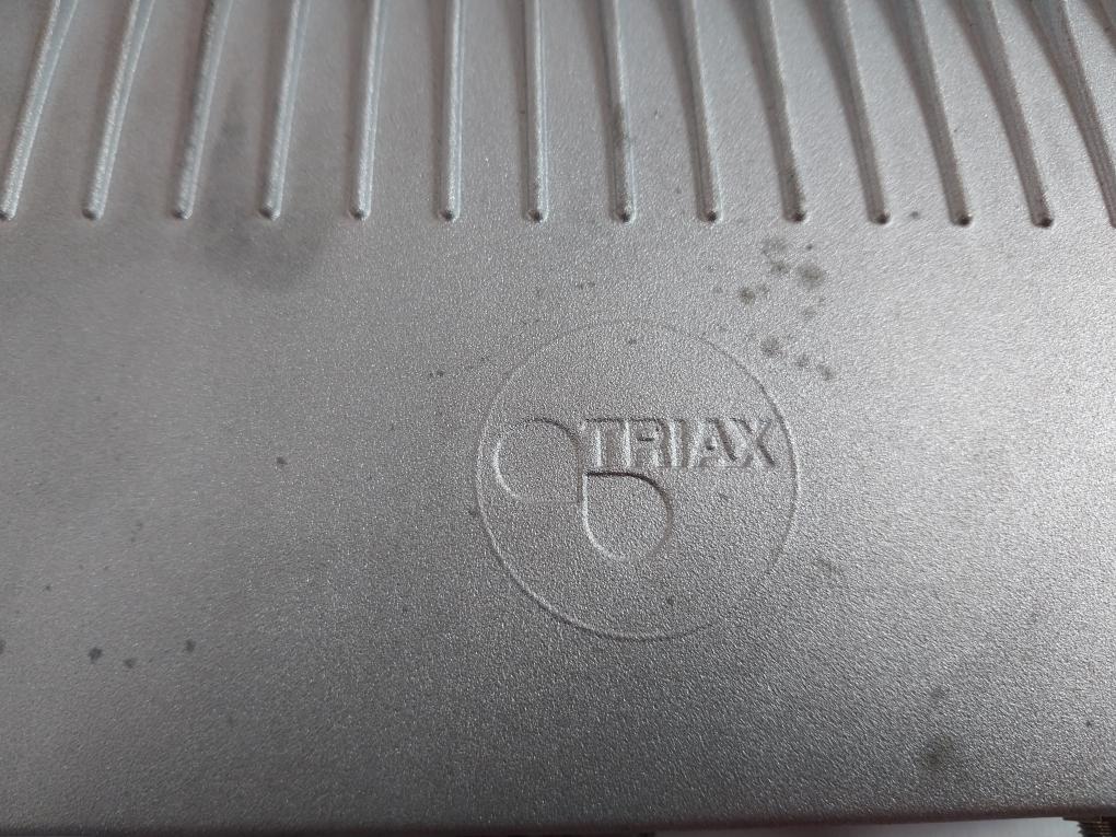 Triax Hfa 604, 862 Mhz Push Pull Amplifier 190-260Vac~ 50Hz/7.5W