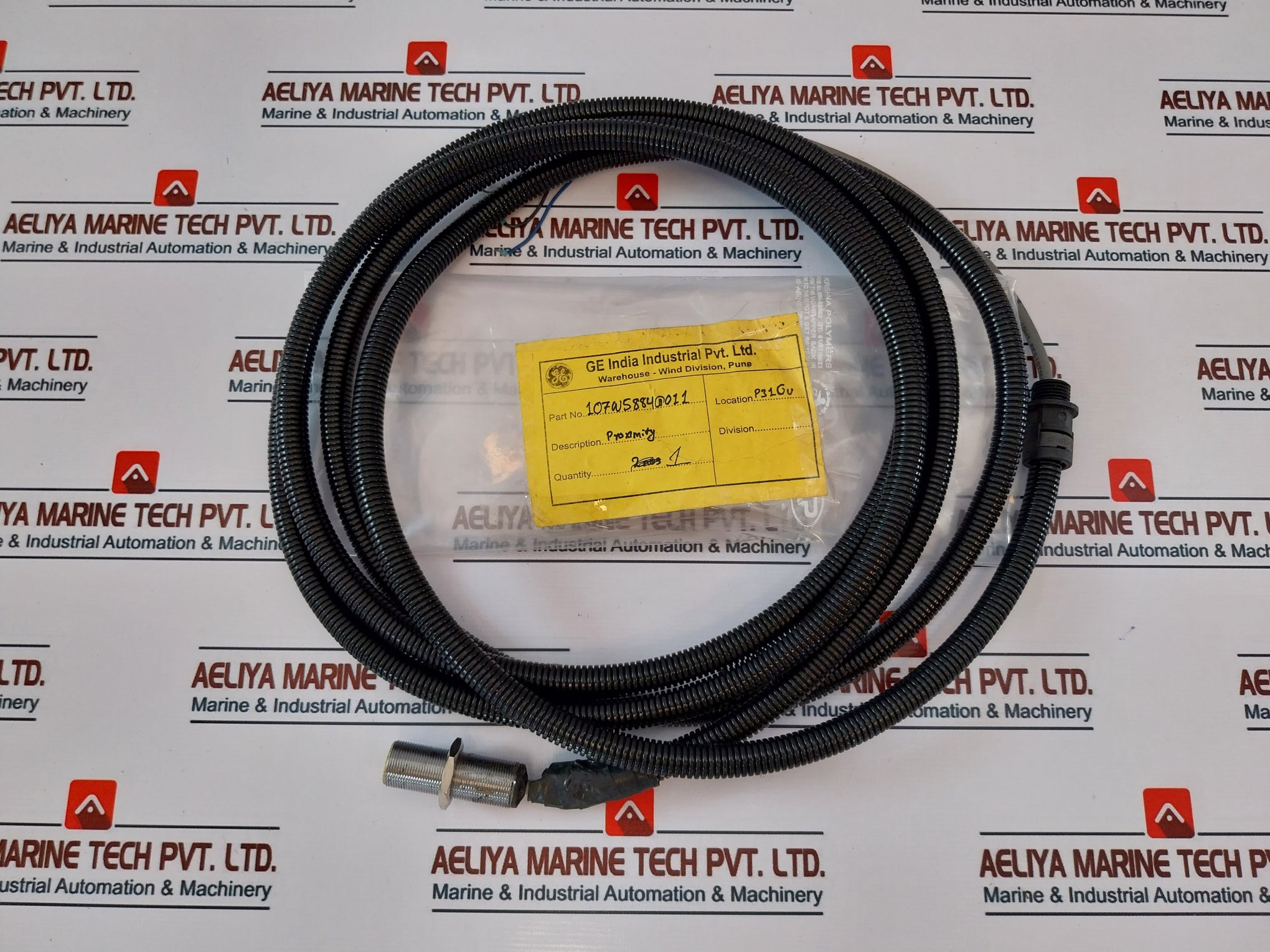 Turck Bi8-g18-ap6X 7M Inductive Sensor W/ Proximity Sensor Cable