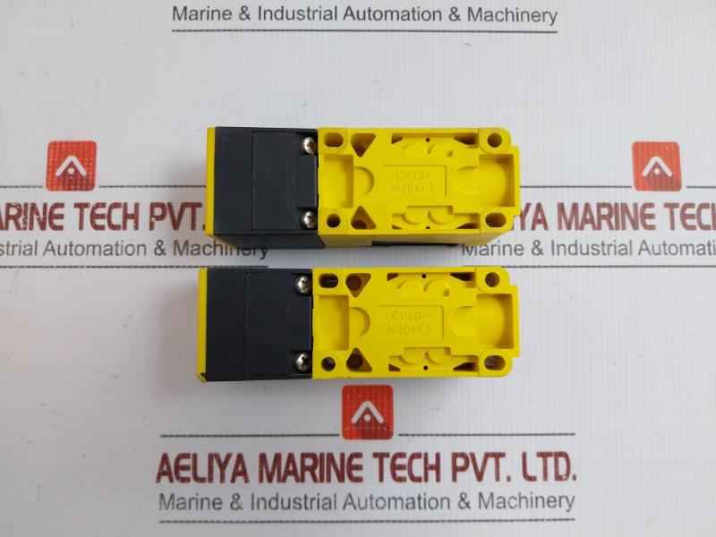 Turck Inductive Sensor Bi15-cp40-y1X