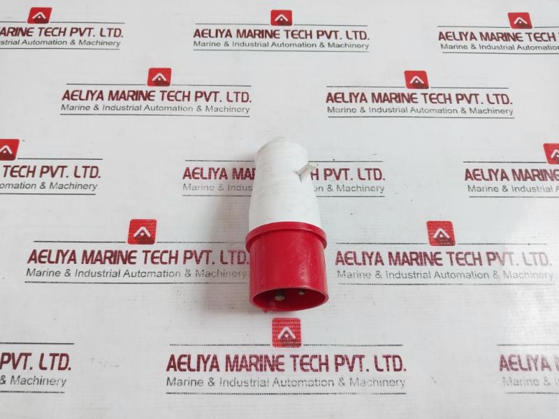 014 Industrial Plug Connector Ip44 16A-6H/415V 3P+E/50-60Hz