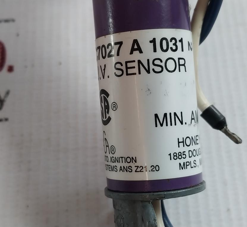 Ultraviolet Flame Sensor C7027 A 1031 Honeywell Rev-f