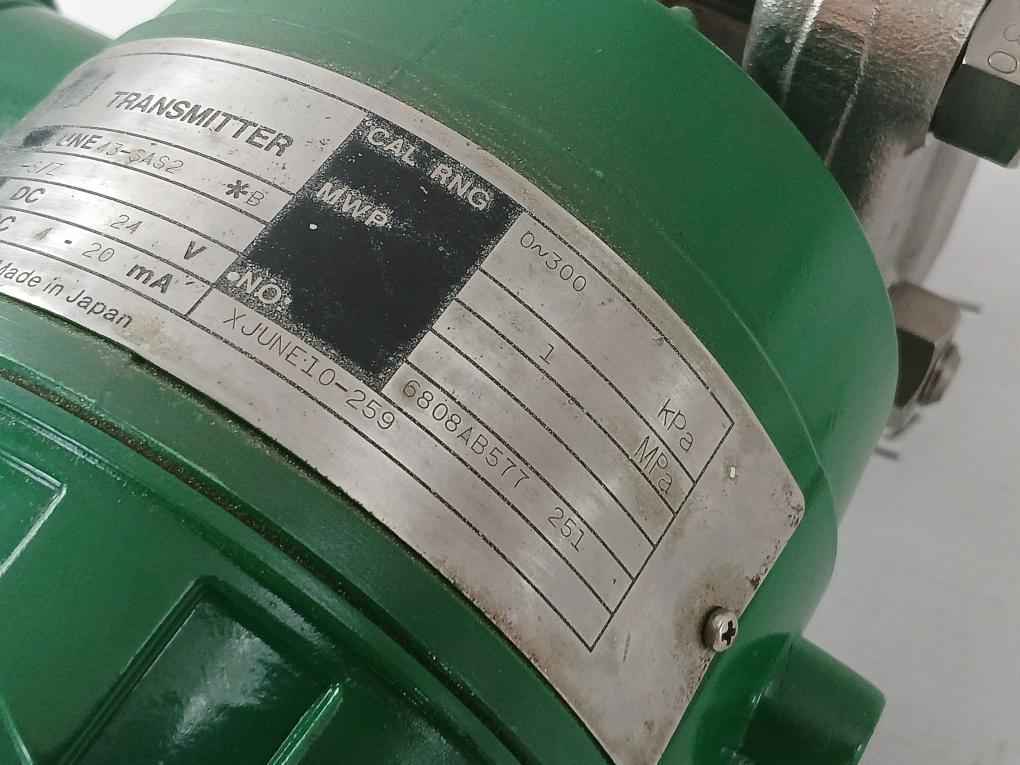Une43-sas2 *B Transmitter Yokogawa Dc 4-20 Ma 0-300 Kpa Used