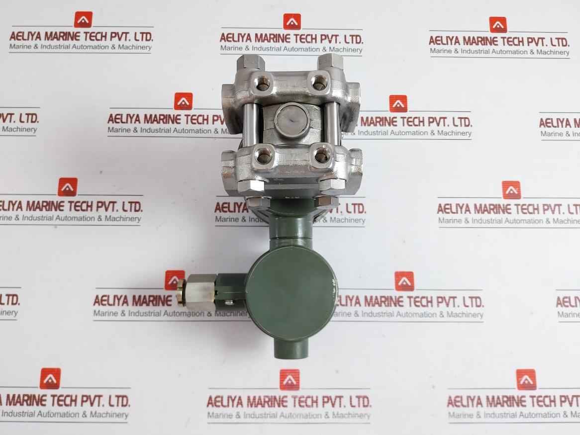 Une 43-sbs2*B/Cal-p/Ssb-s/Z Pressure Transmitter Yokogawa 3.4 Mpa Dc 4-20 Ma