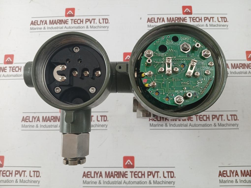 Une 43-scs2*B/Cal-p/Ssb-s/Z Pressure Transmitter Yokogawa 0-5 Mpa