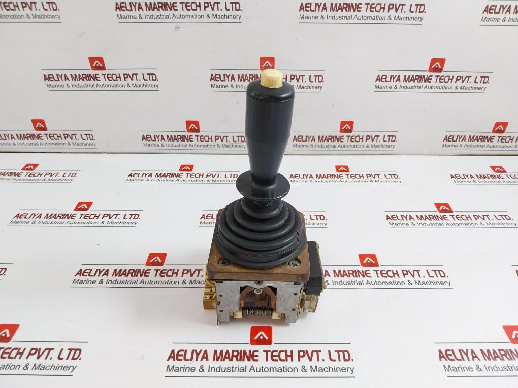 V041 K Joystick Control Switch Used Condition