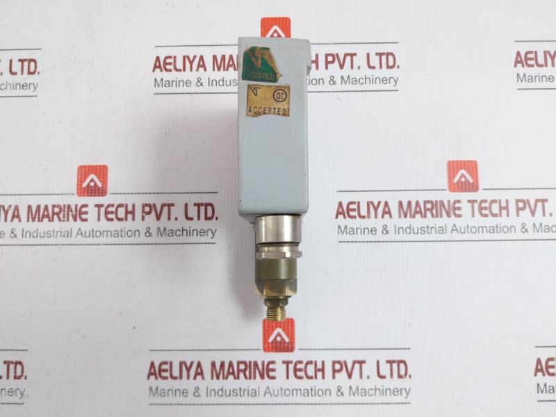 Varma Trafag Pressure Switch 1-10Bar Pf-010-w