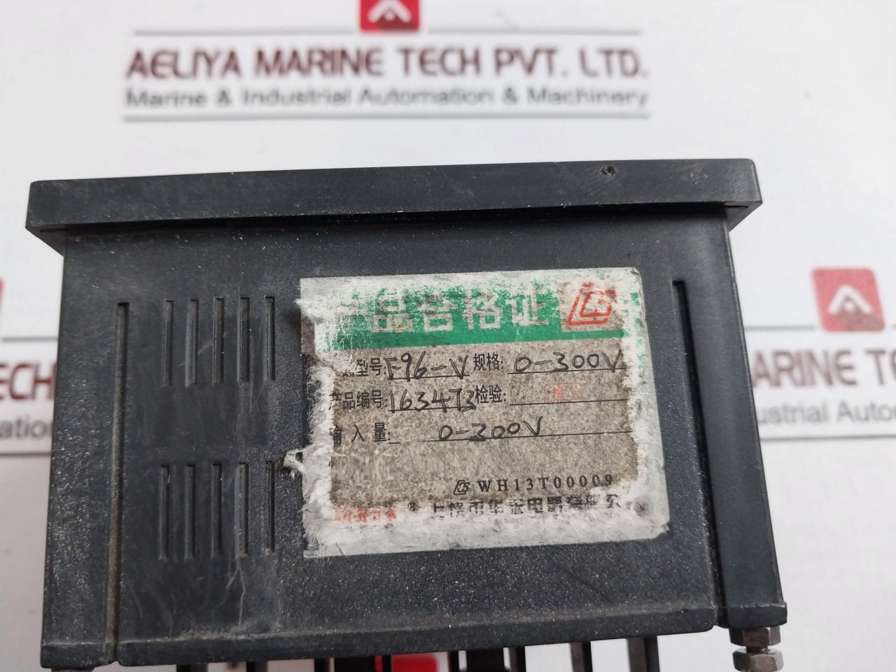 Vdonc F96-v Voltmeter 0-300V Wh13T00009