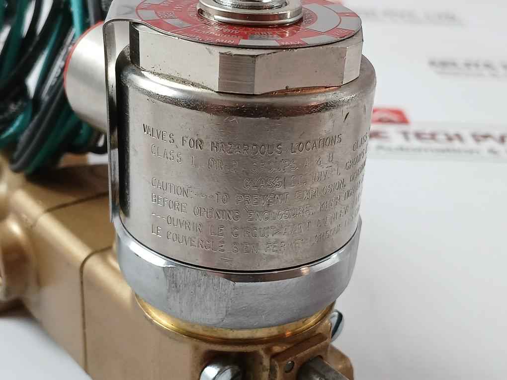 Versa Vxx-4324-m-xx-31-a120 Pneumatic Solenoid Valve V0E23Z0011Tccm