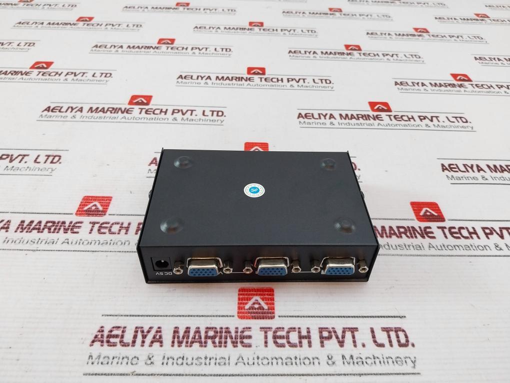 Vga Splitter Vga-2002 2-port 200Mhz Video Splitter With Ac/Dc Adaptor