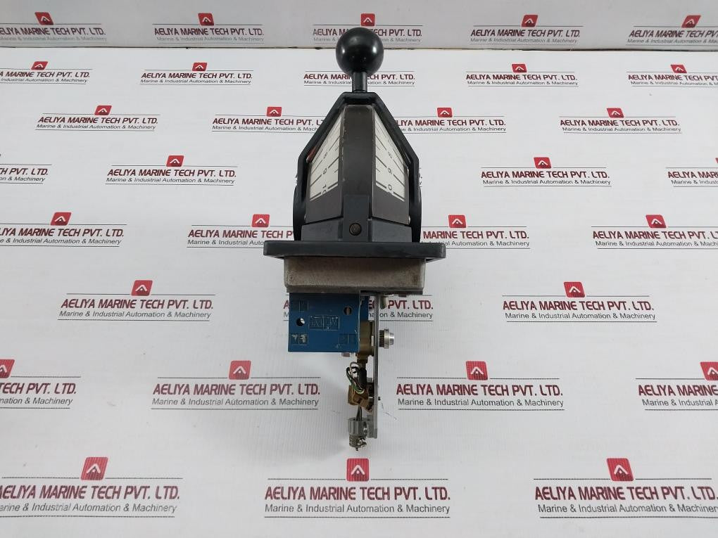 Wabco-3630030100-Pneumatic-Handle-Lever-Control-Assembly-3621719050-4
