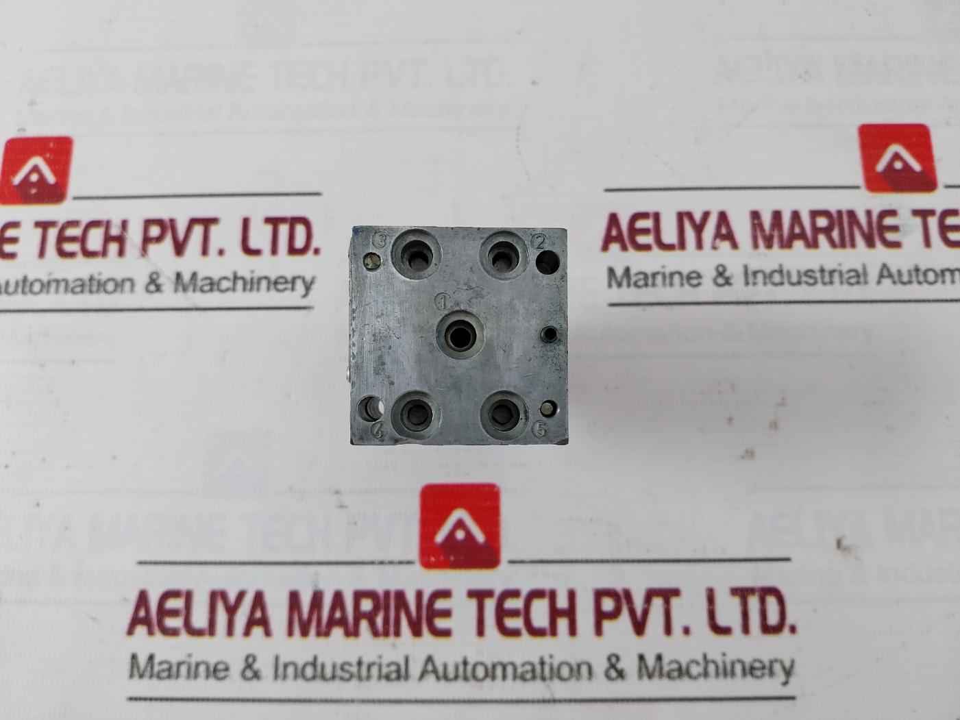 Wabco 3526010220 Pressure Control Valve