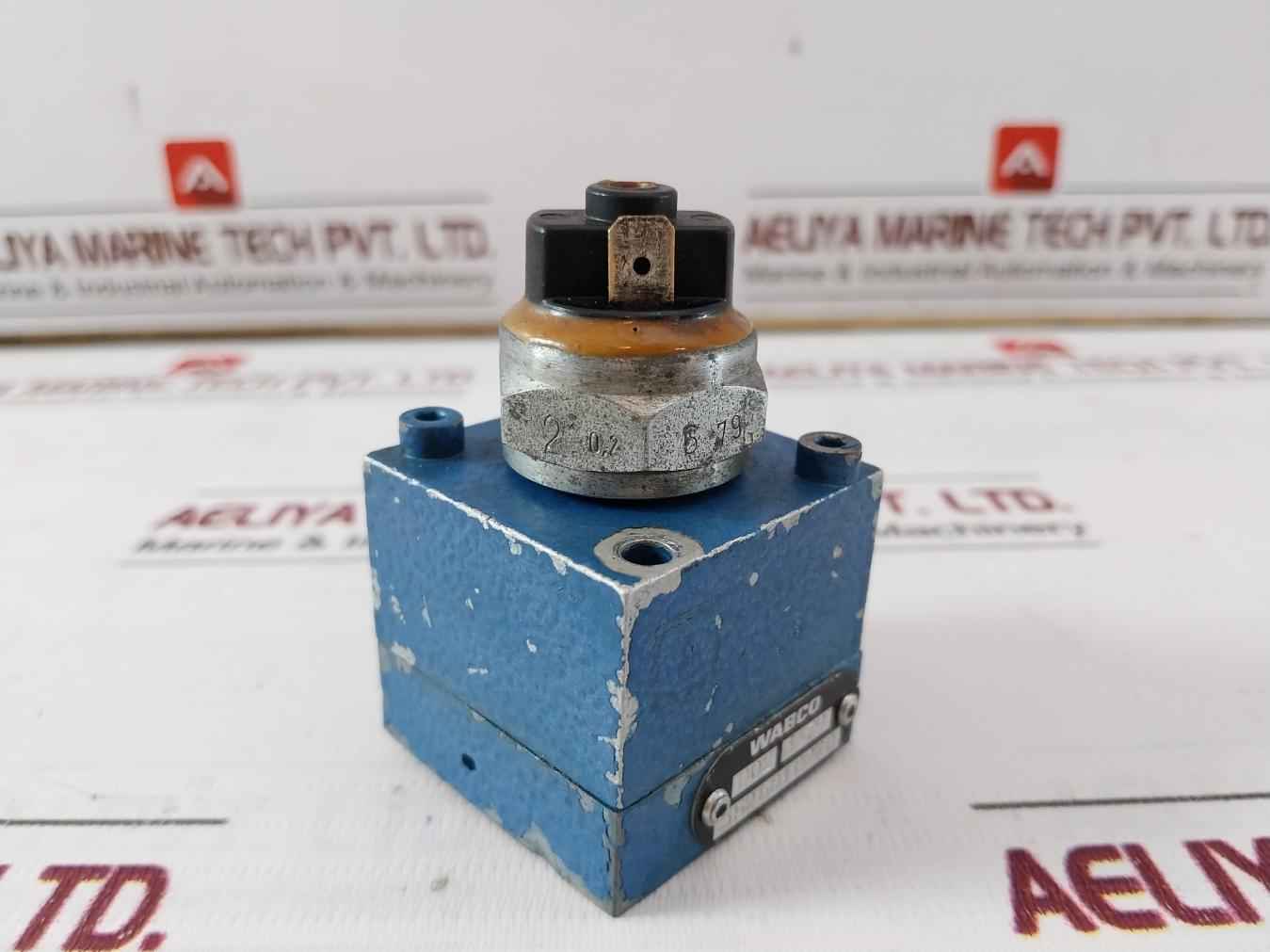 Wabco 3526010220 Pressure Control Valve