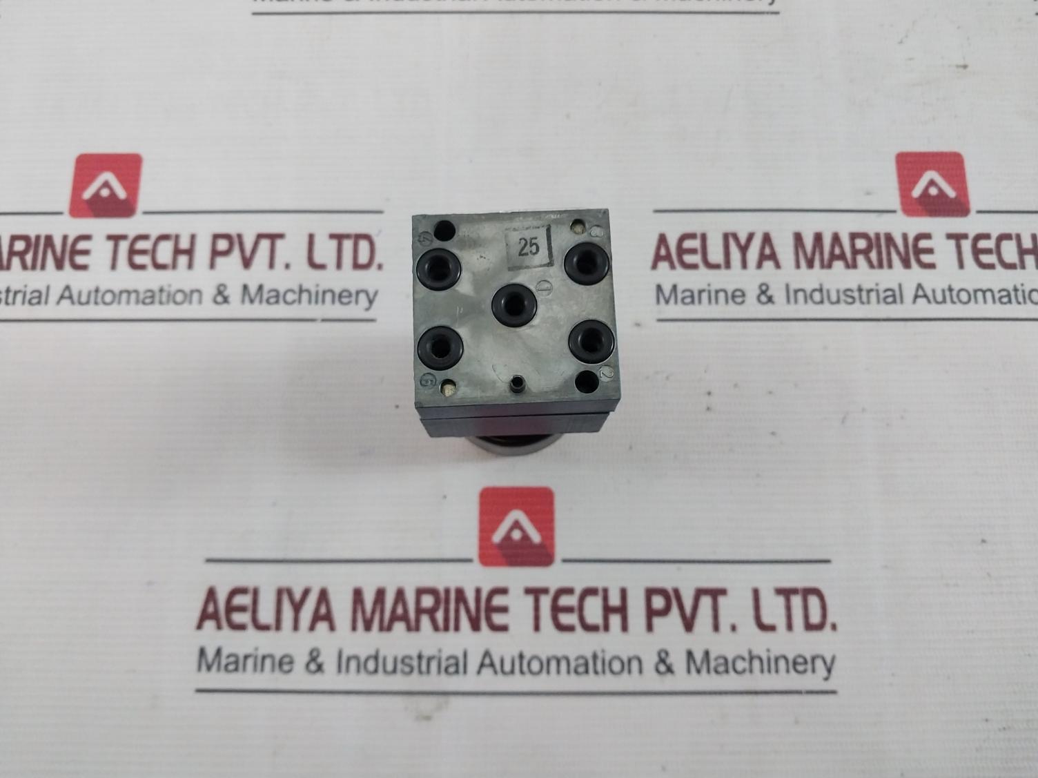 Wabco 3526010500 Directional Control Valve W/ Pressure Gauge 0 To 10 Bar