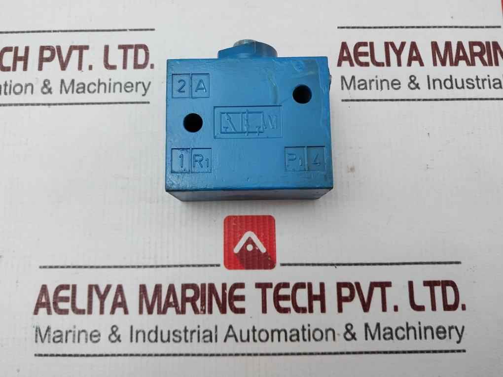 Wabco 3630070000 Directional Control Valve 002 2392