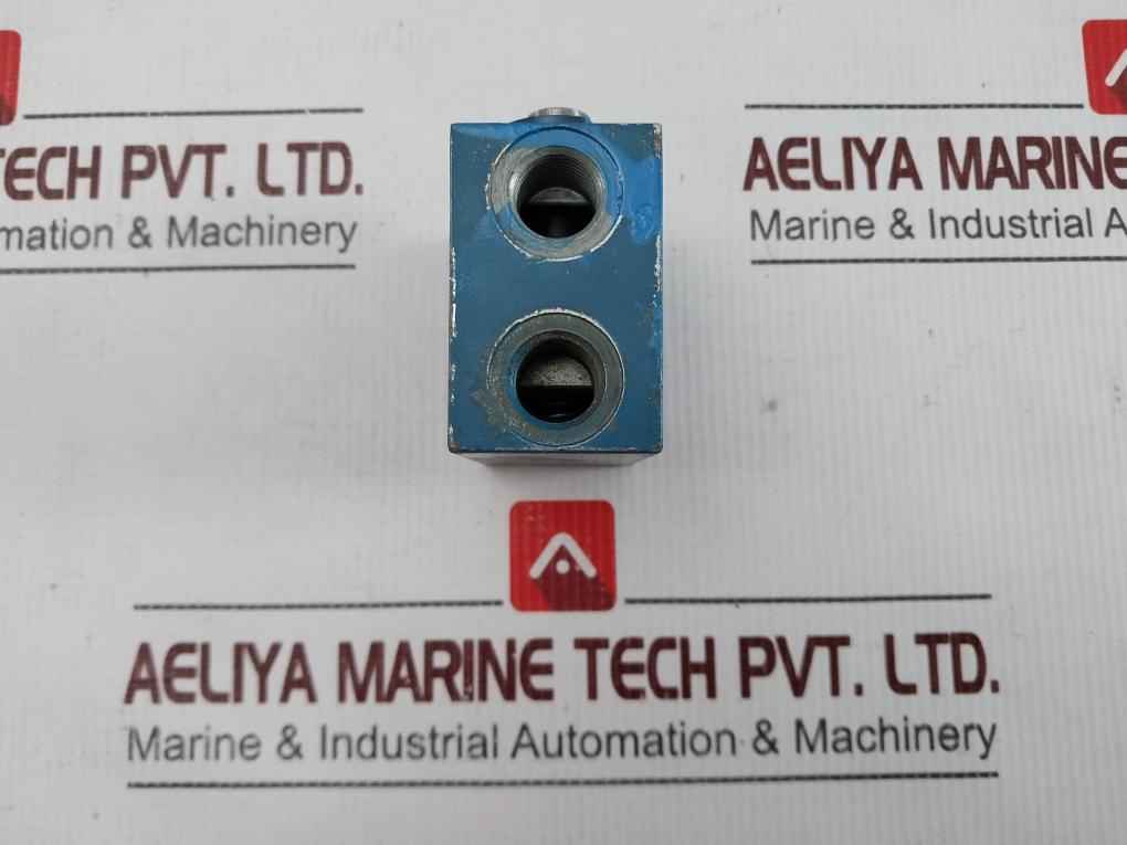 Wabco 3630070000 Directional Control Valve 002 2392