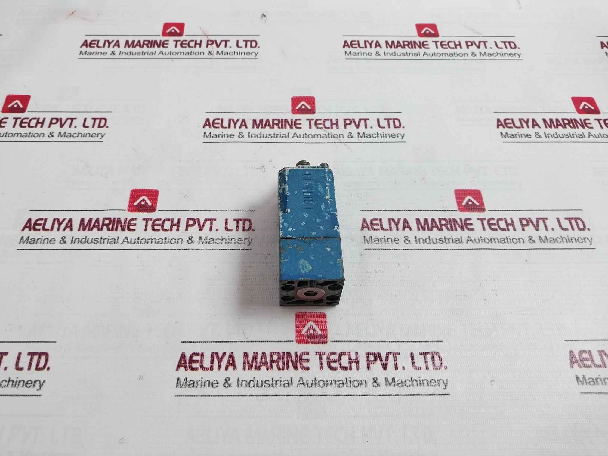 Wabco 3712090050 Directional Control Valve