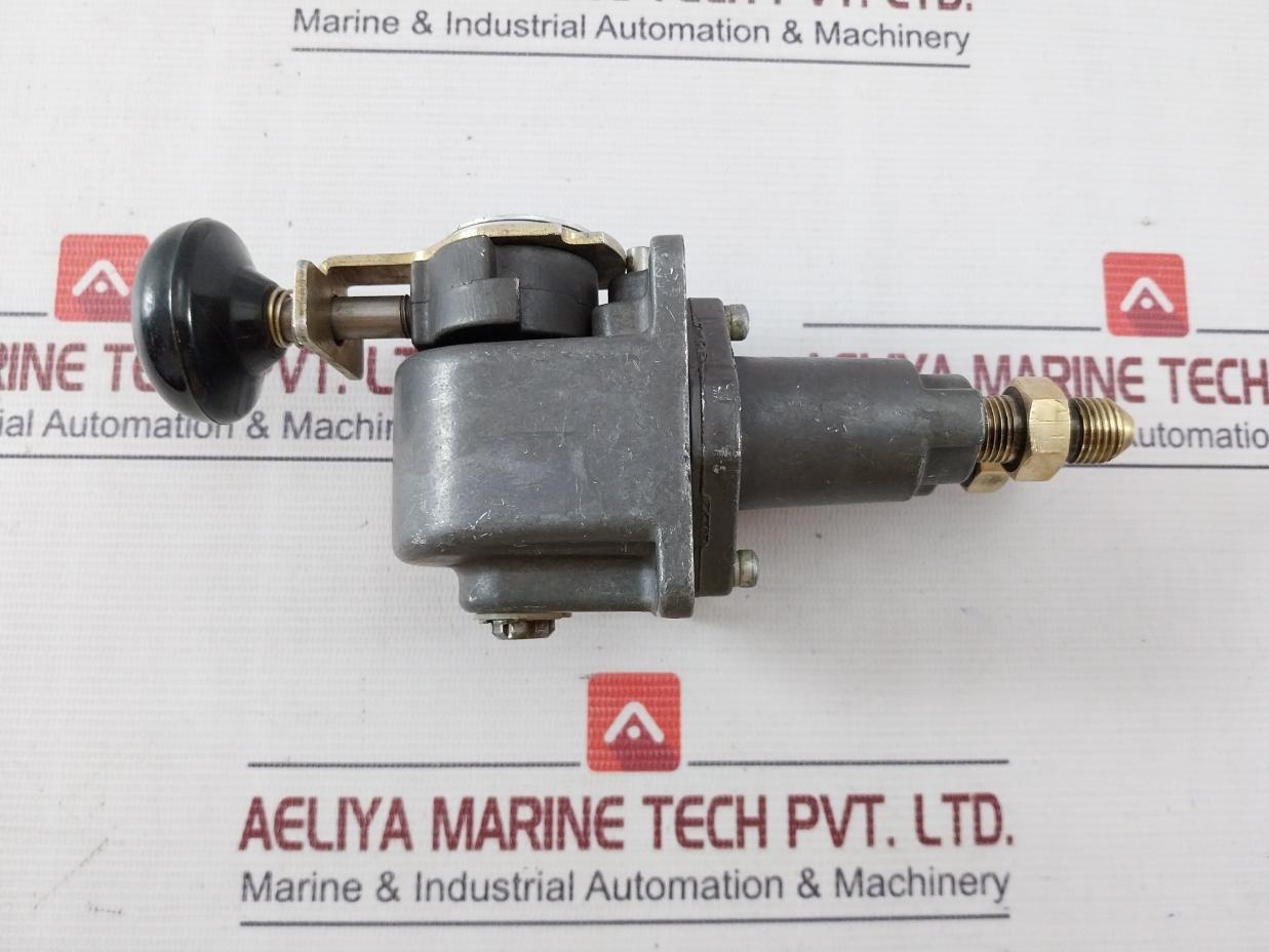Wabco P59332-1 Pilotair Lever Operated Valve 250 Psi