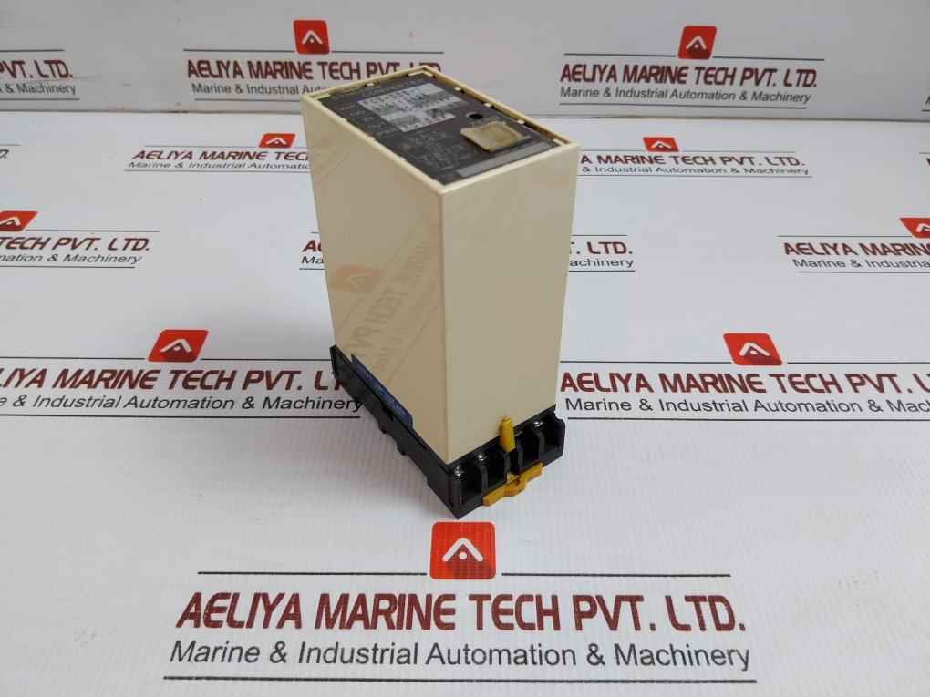 Watanabe 250V 7.5A Synchronization Converter Wap-fcs-00S-1