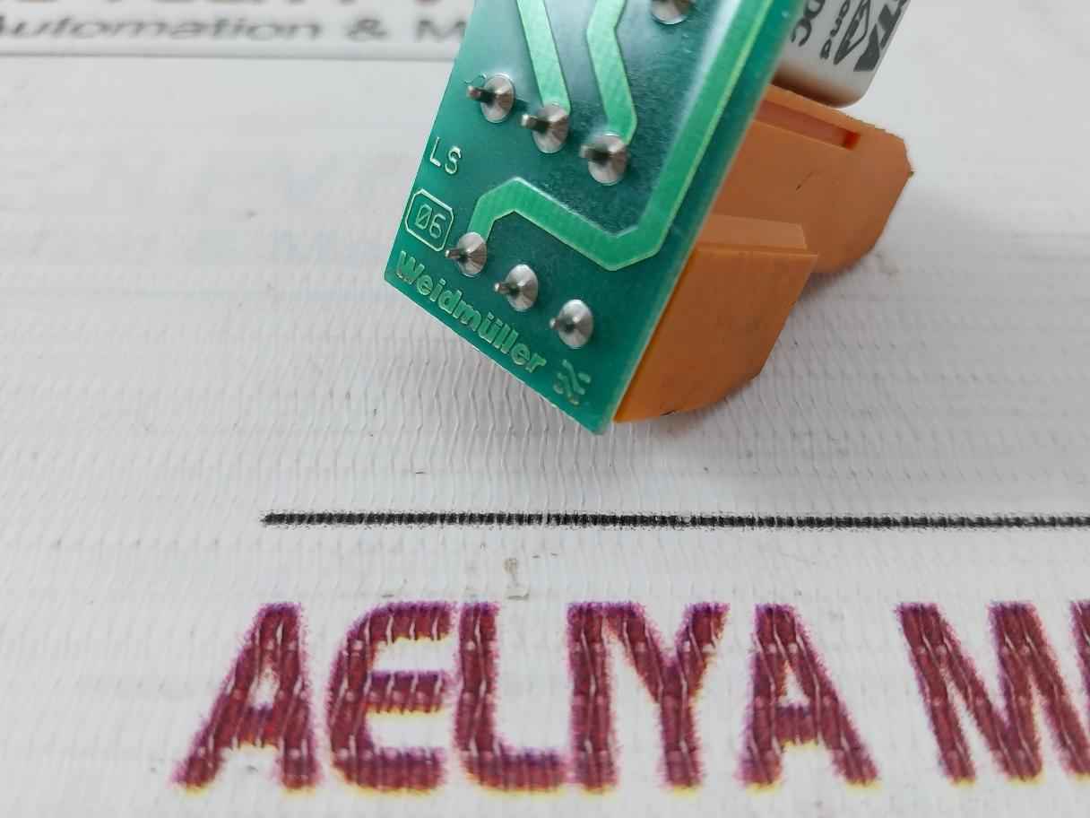 Weidmuller 404665-1 Relay Module 24V Dc 250V 8A