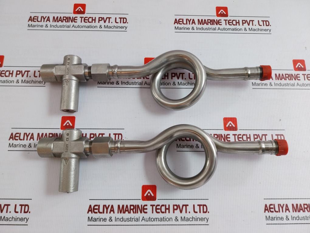 Wika 2-6 Bar Syphons & Connecting Pipe