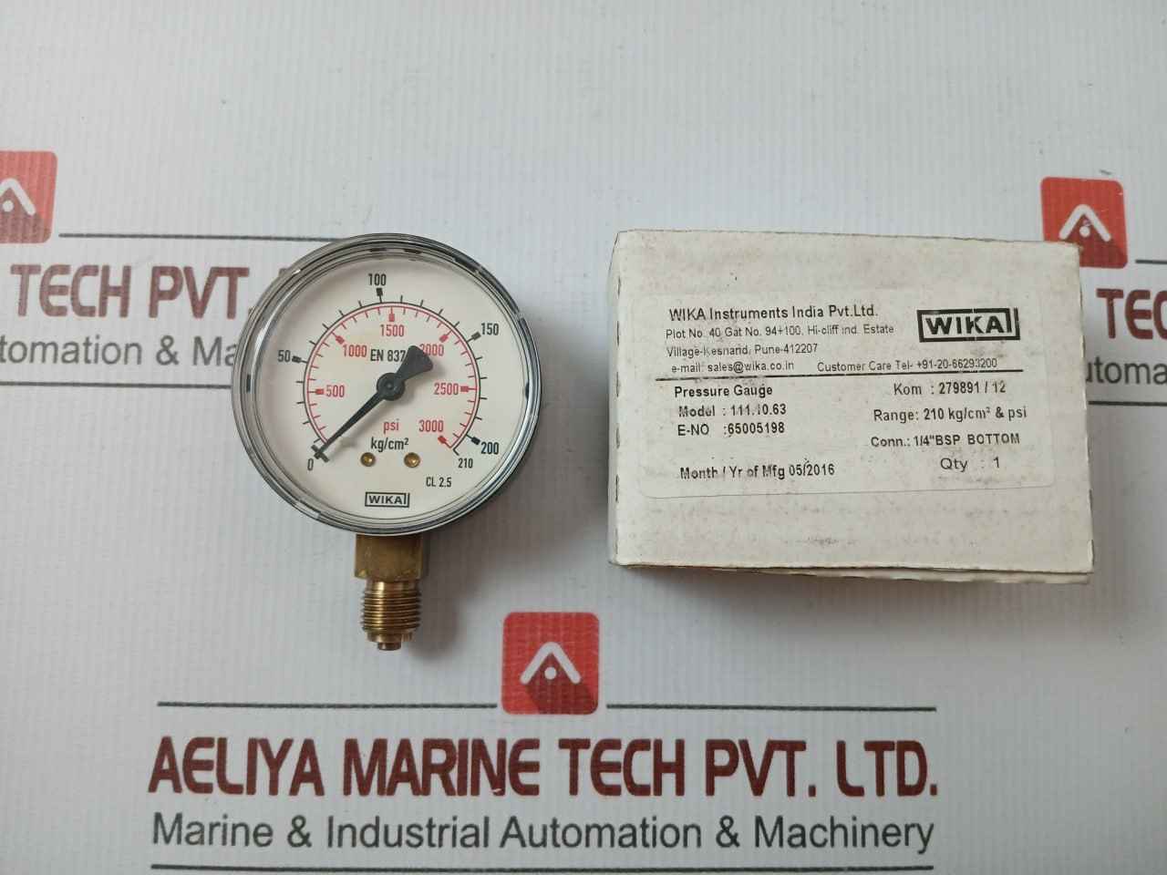 Wika Pressure Gauge 210 Kg/Cm2 & 3000 Psi 111.10.63