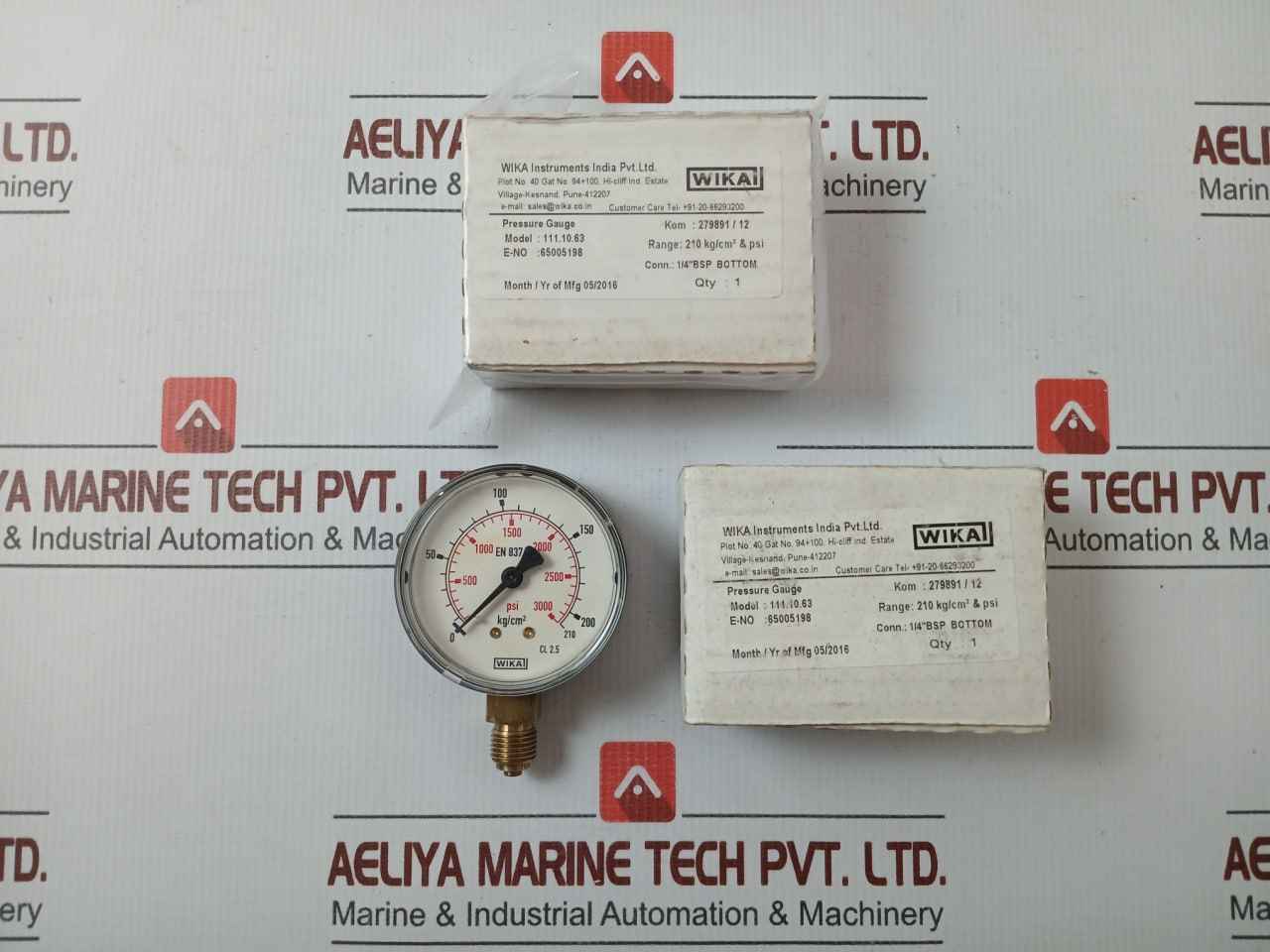 Wika Pressure Gauge 210 Kg/Cm2 & 3000 Psi 111.10.63