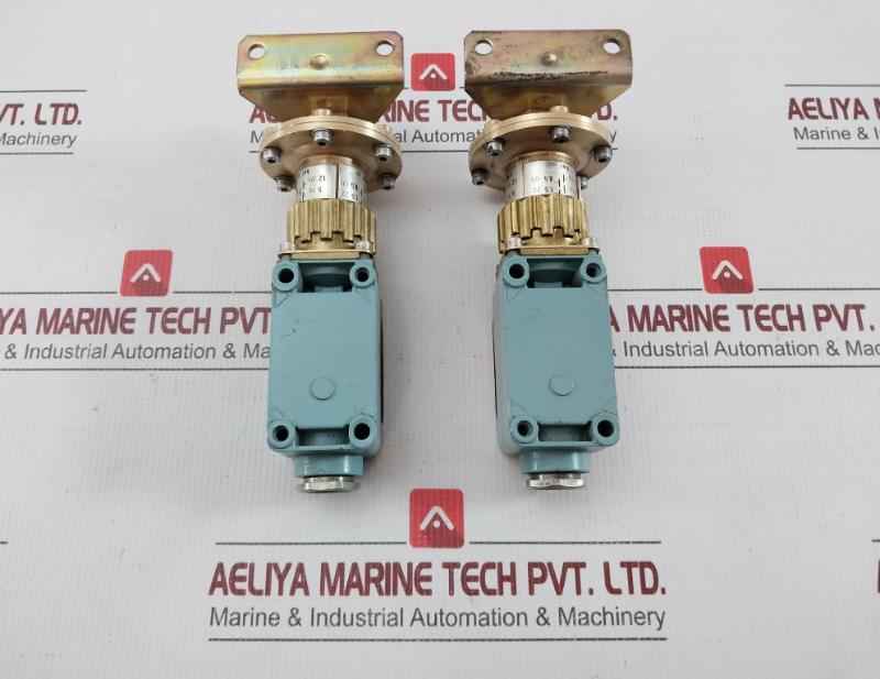 Xm2-jm012 Pressure Switch Telemecanique 300V Max