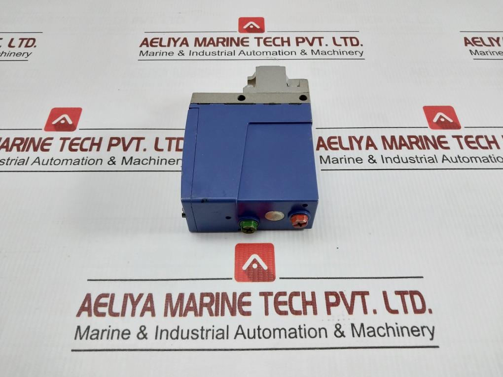 Xmlb010A2S12 Pressure Switch Telemecanique 10,2-145 Psi 0,7-10 Bar