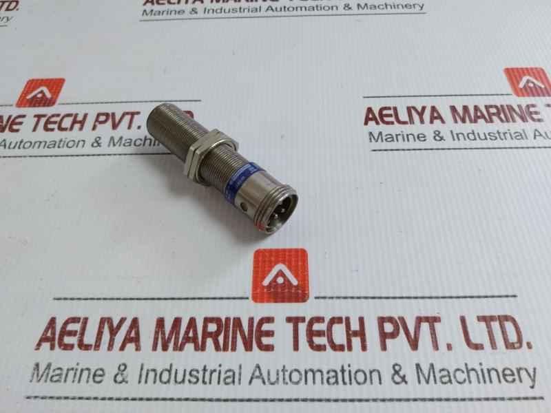Xs1 M18Pb370A Telemecanique Inductive Proximity Switch