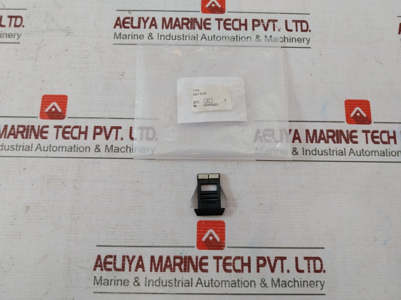Yamatake-azbil S2B-s1Ck Mounting Barrier Black 165459825