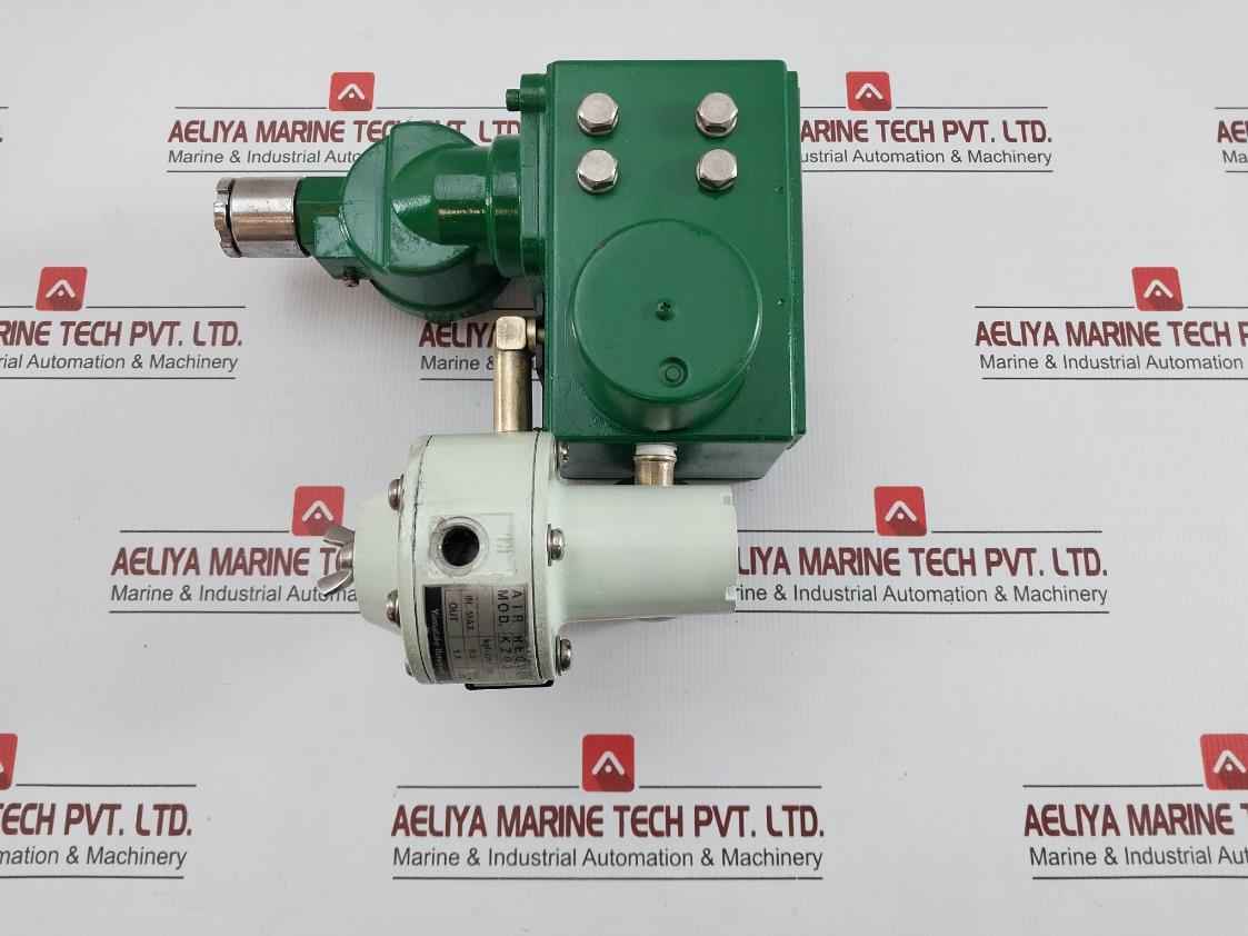 Yamatake-honeywell I/P Converter Input 4-20Madc 1.4 Kgf/Cm2 Kux113-xm11Ax-7