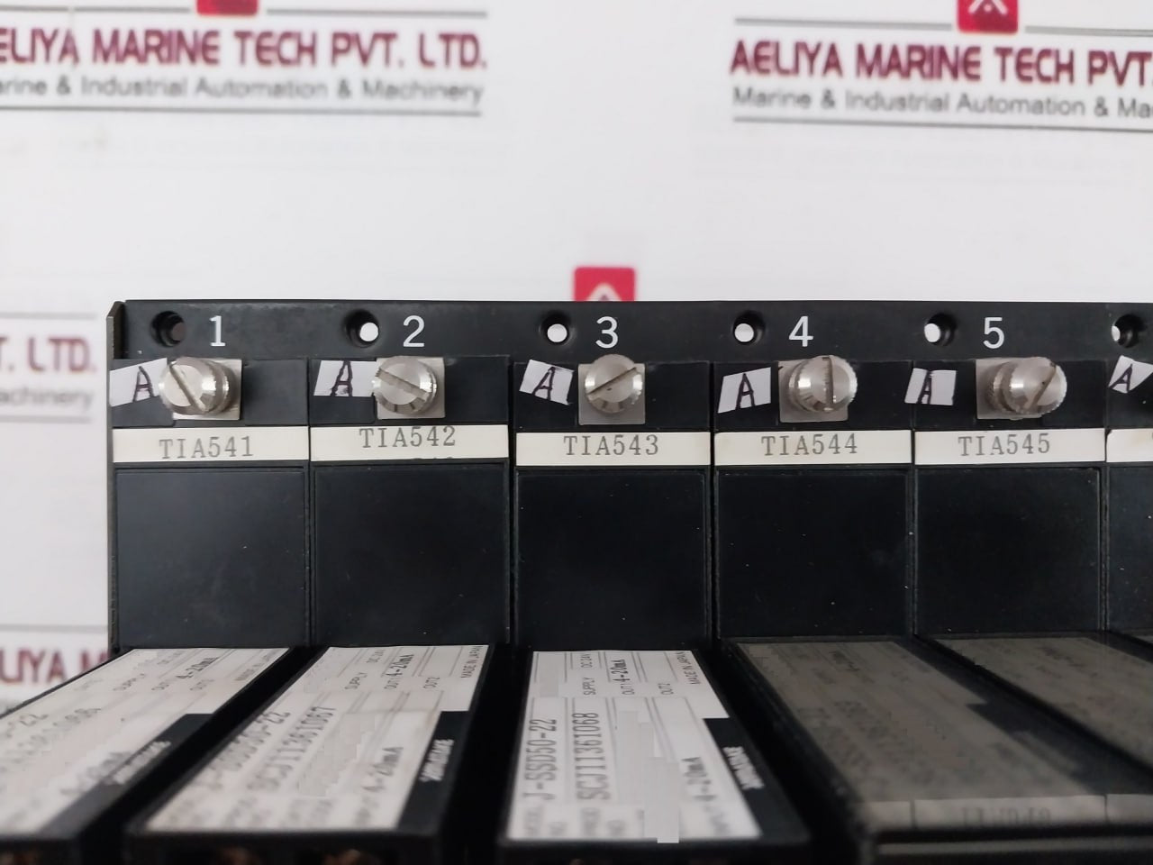 Yamatake-honeywell J-sfm10 Mc & Rack Assembly J-stc80-02 J-ssd50-22 Dc24V 4-20Ma