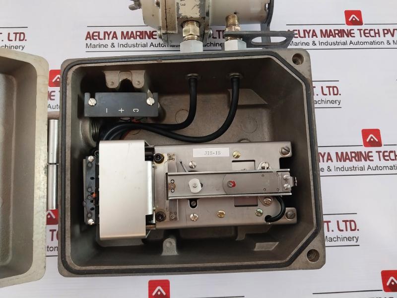 Yamatake-honeywell Kz03-1A Air Regulator Nox110-oh-7 4-20 Ma